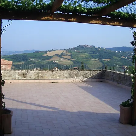 Tenuta Conti Faina Bauernhof *