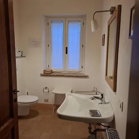 Tenuta Conti Faina Fratta Todina