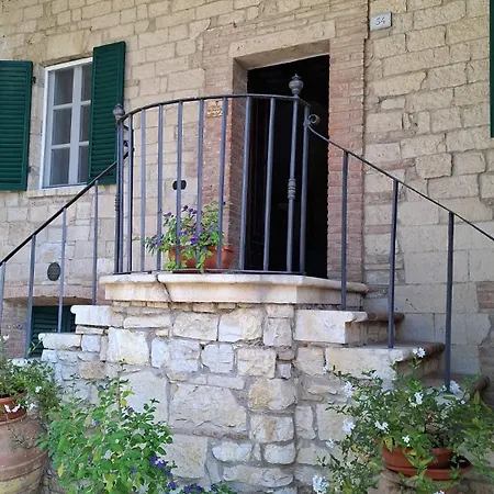 Tenuta Conti Faina Bauernhof *